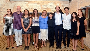 Çocuk ve genç piyanistlerden konser
