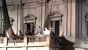Verona'da Zefirelli mi, fütüristik rejiler mi?