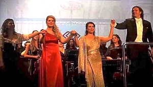 Başarılı sesler, yıldız bir orkestra...
