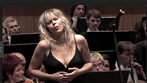 Tanınmış soprano Kristine Opolais'le açılıyor