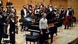 Rahmaninov Ustası Piyanistten Mükemmel Rapsodi İcrası