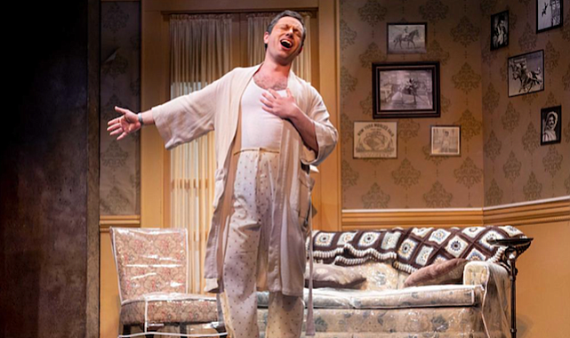 Don Pasquale'de  "Mükemmel Bas" Övgüsü Aldı