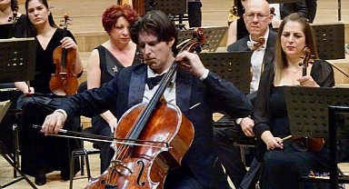 Bir Orkestra Şefinin İstikrarlı Yükselişi