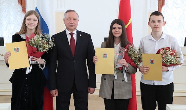 St. Petersburg'da Genç Yetenekler