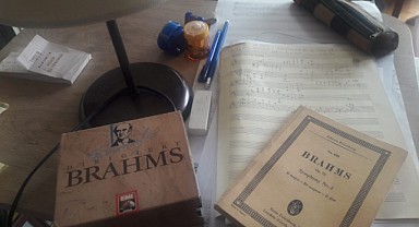 İdil Biret Yeniden İş Başında... *