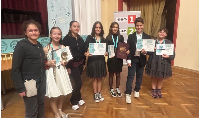 Flüt Öğrencilerinin Varna'da Yarışma Başarısı