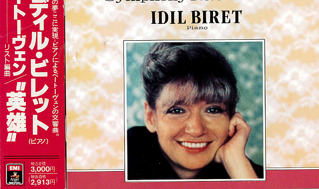 İdil Biret'in Asil Nadir'e teşekkür borcu
