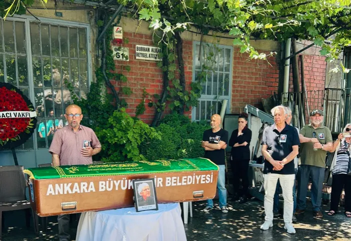 Sonsuzluğun Kapısında…